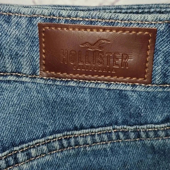 Hollister High Rise Distressed Short Size 27 - Picture 8 of 11